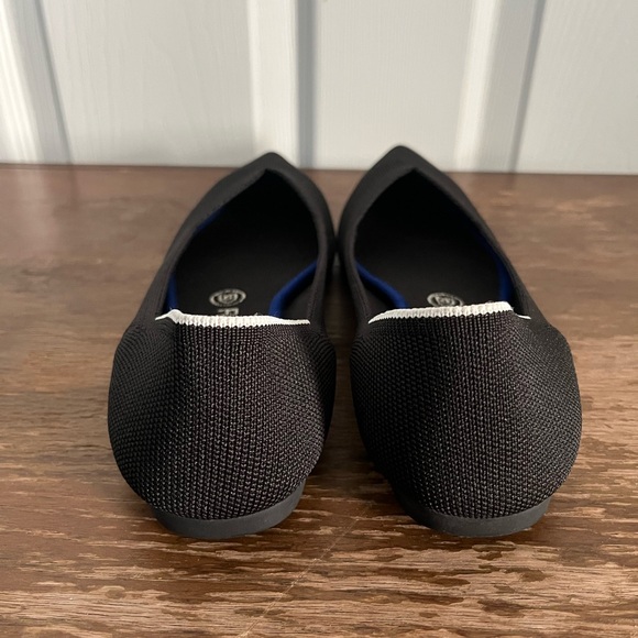 Rothy’s women’s size 9, The Point, black pointy toe flats - Picture 2 of 4